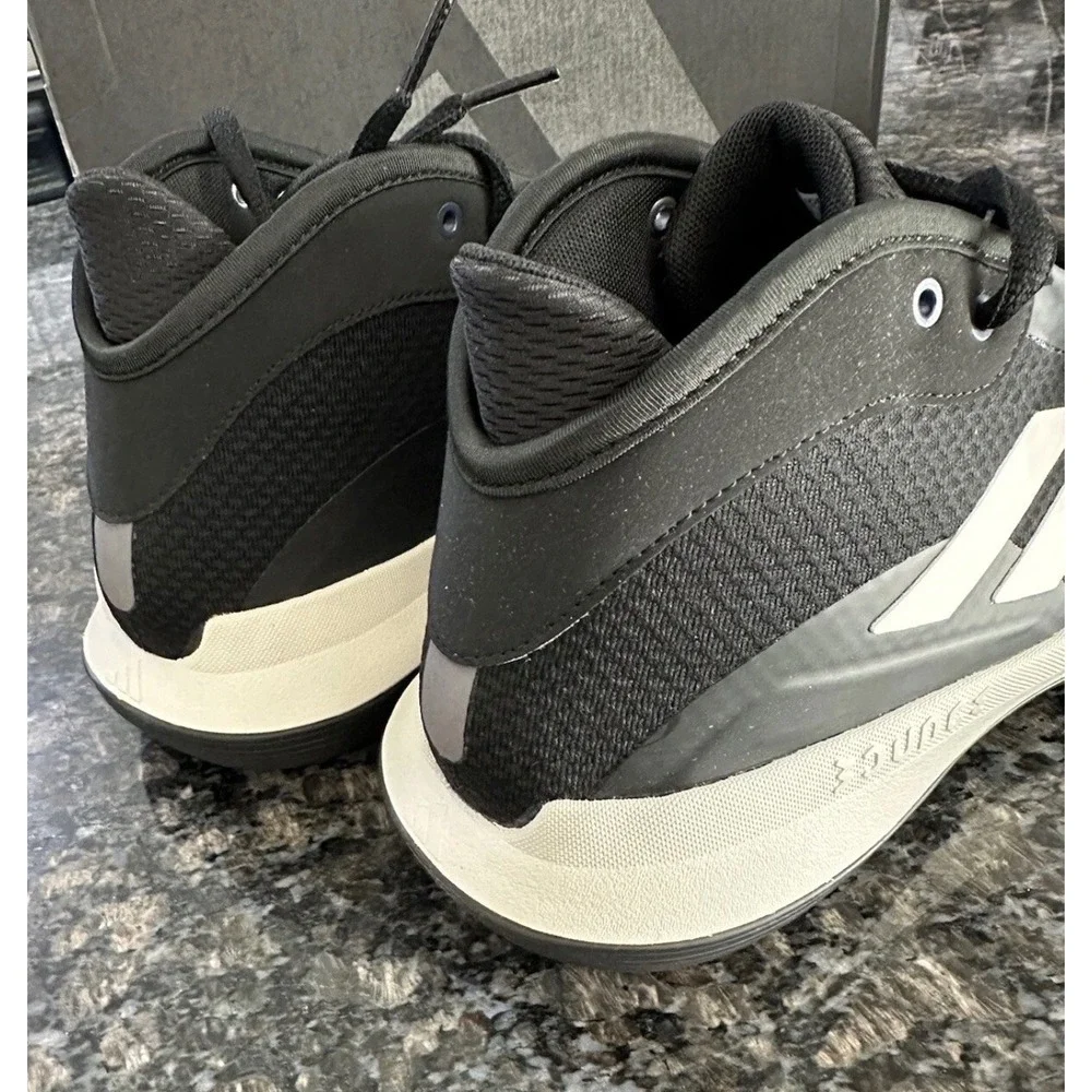 Adidas Bounce Legends Basketball Shoes Mens 11.5 Black White IE7845 Mid Top